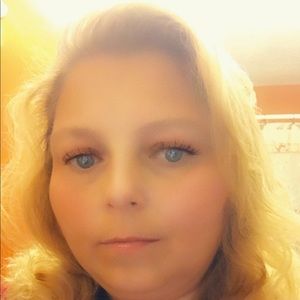 Meet your Posher, Pam